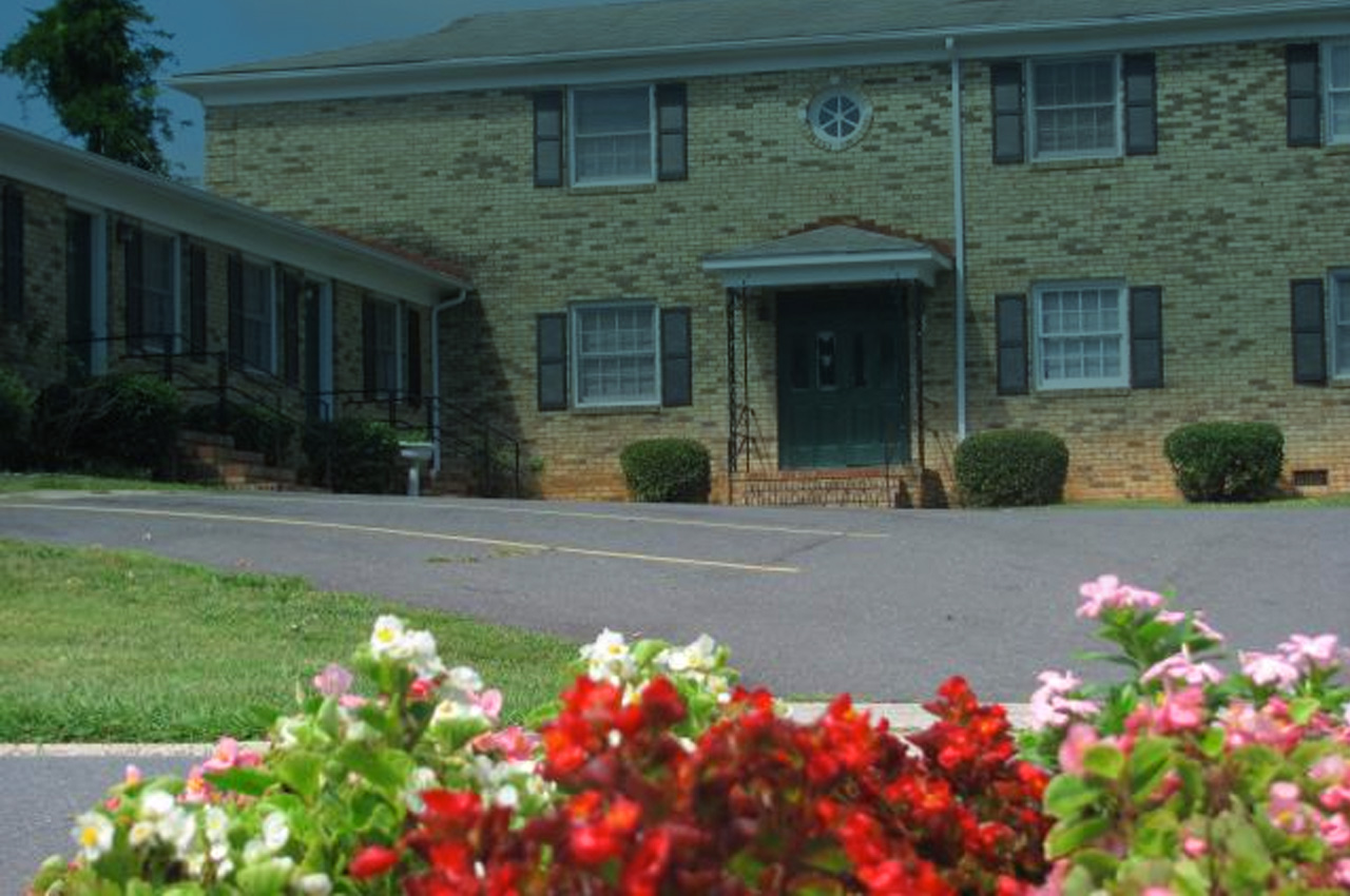 SouthGate One, Two and Three Bedroom Apartment's